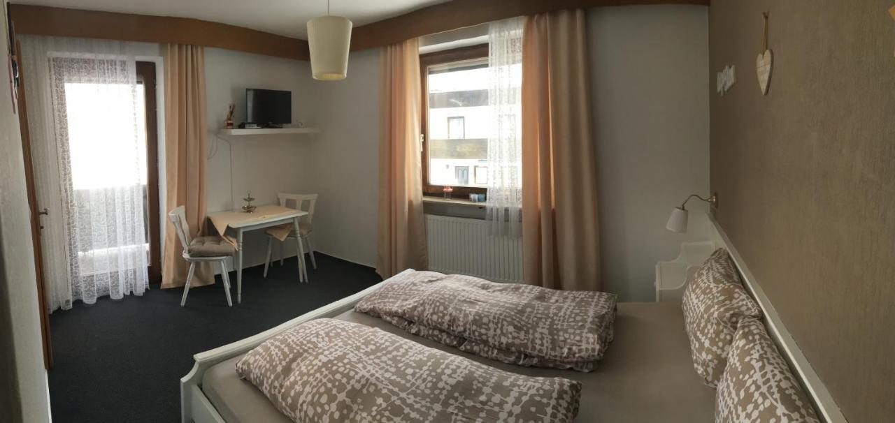 Pension Ostbach Leutasch Exterior foto